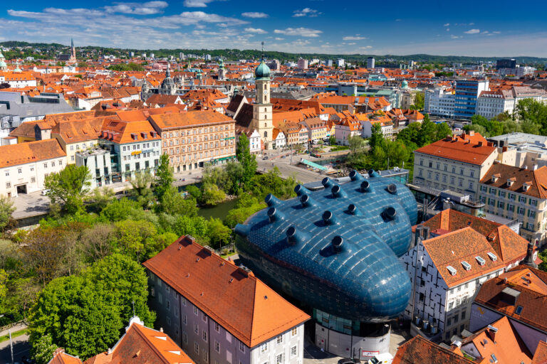 Dachlandschaft 3 - Graz Tourismus - Harry Schiffer